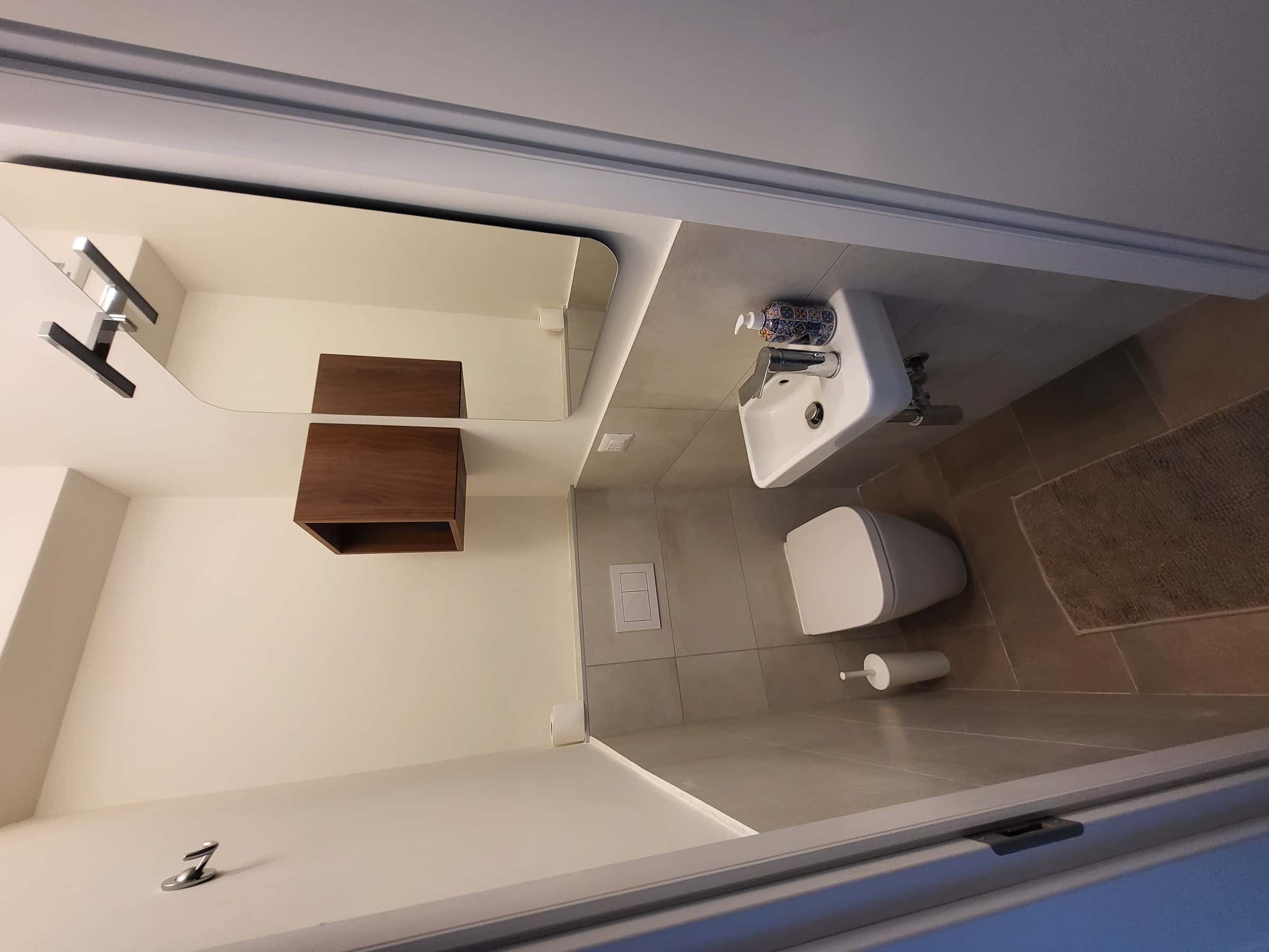 Primo bagno ristrutturato